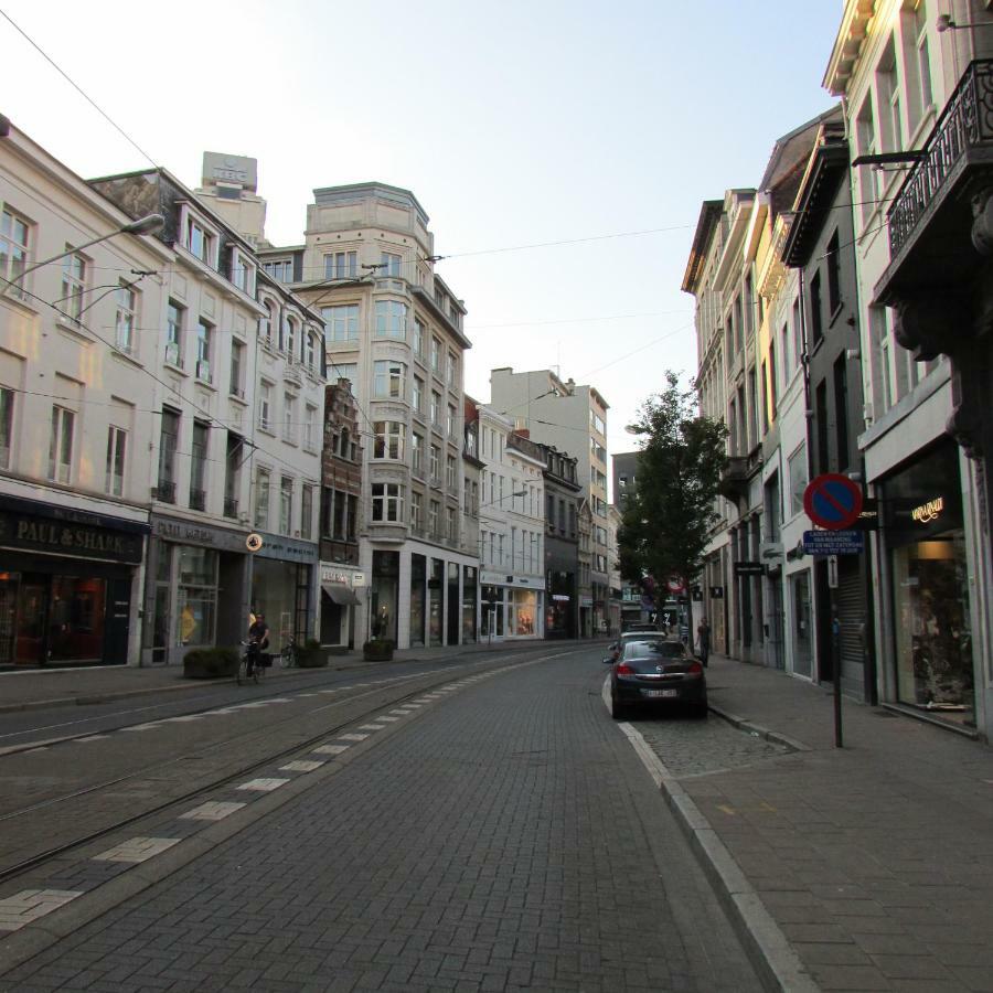 Huidreal Meir Antwerp Luaran gambar